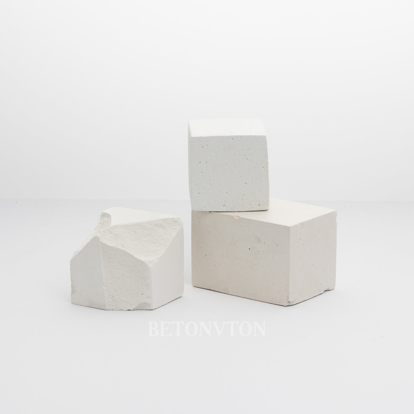 Concrete Props Set in Stock