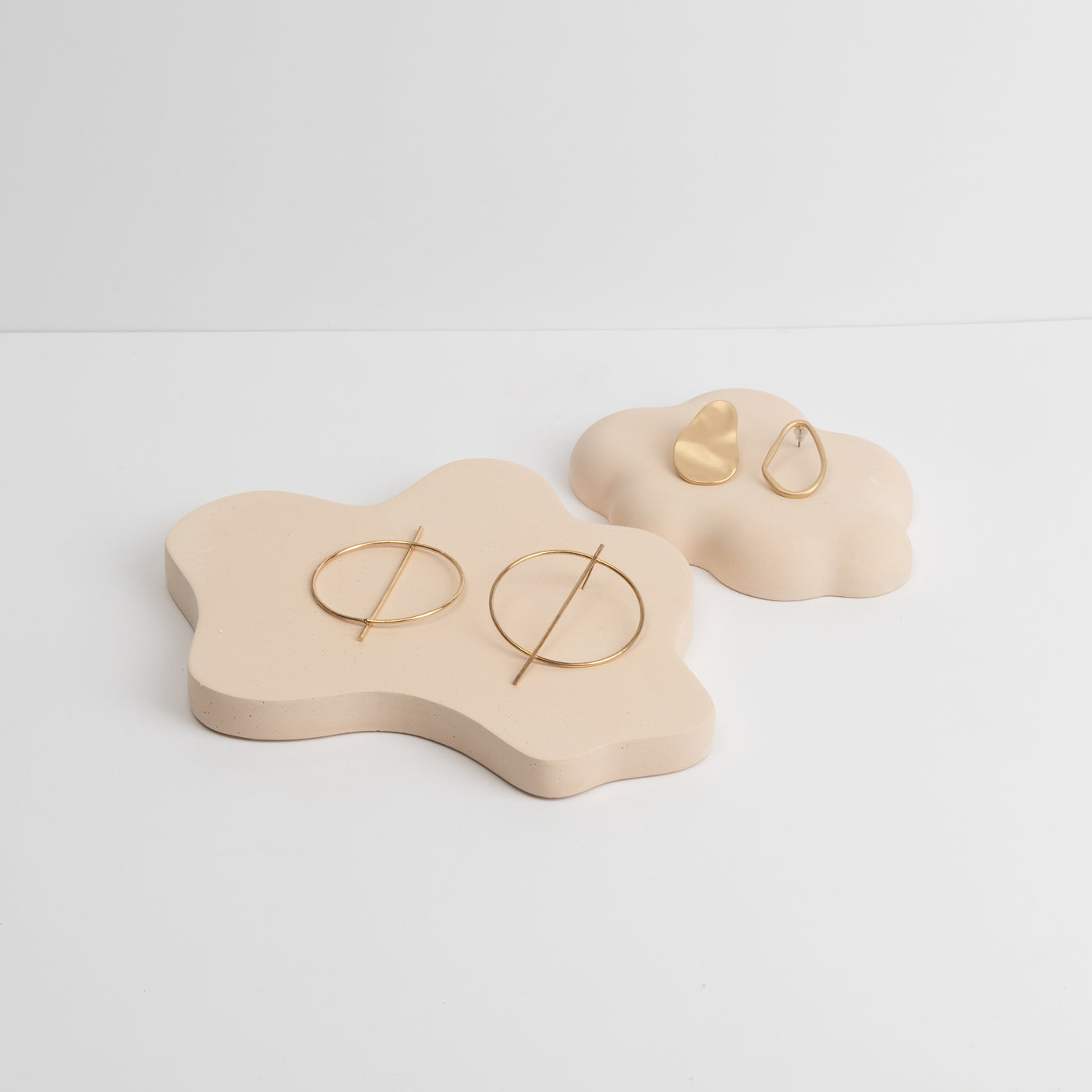 Product Photography Prop in Stock, Retail Display, Ready to Ship