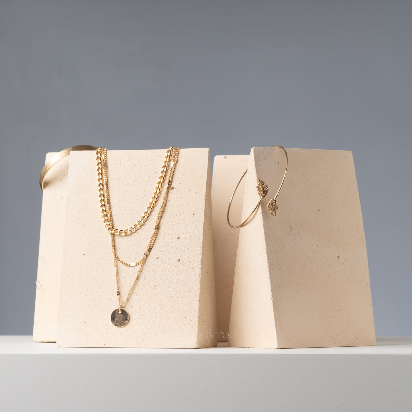 Product Photography Prop Set, Retail Display In Stock EU