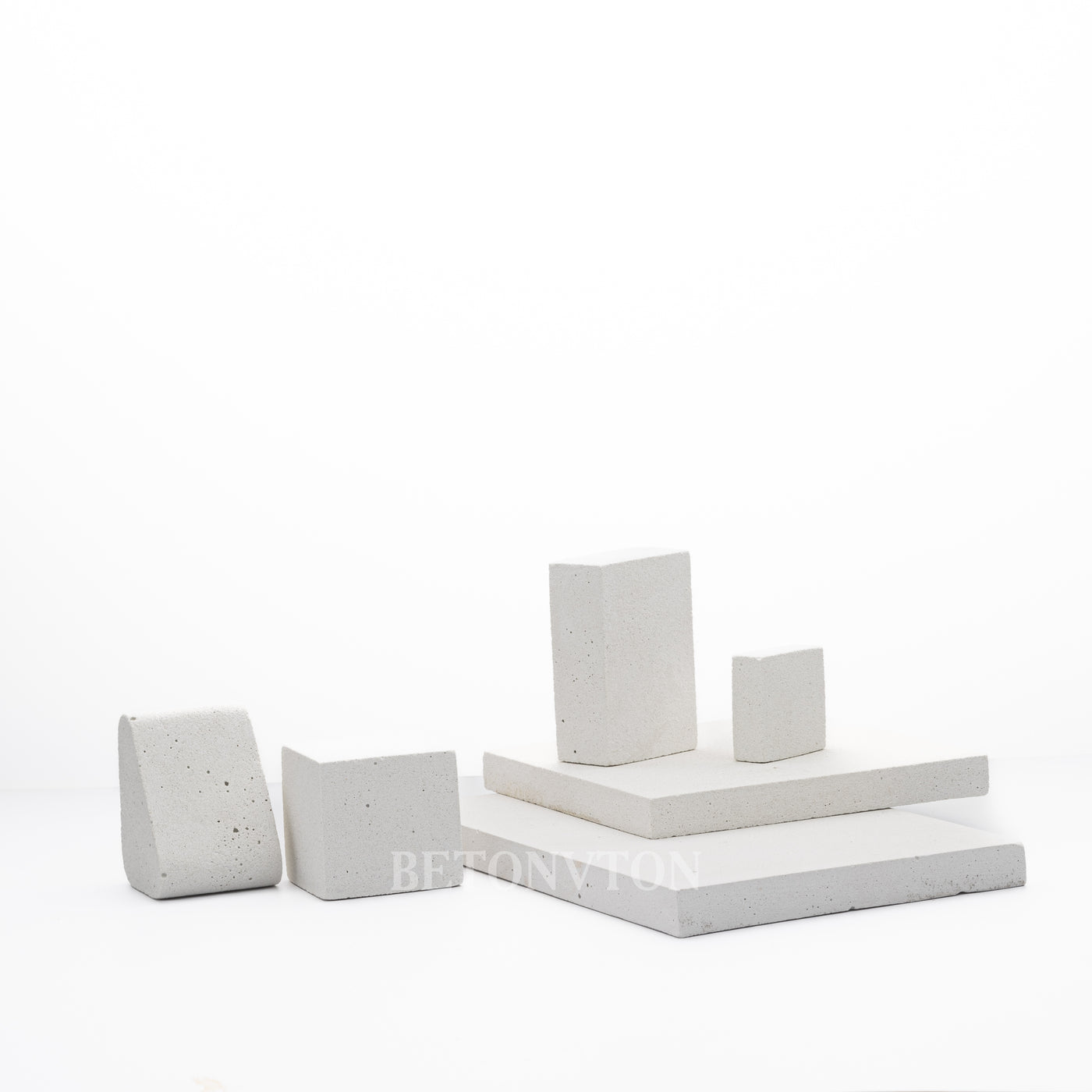 Concrete Props Set in Stock