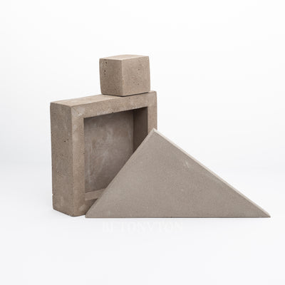 Concrete Props Set in Stock