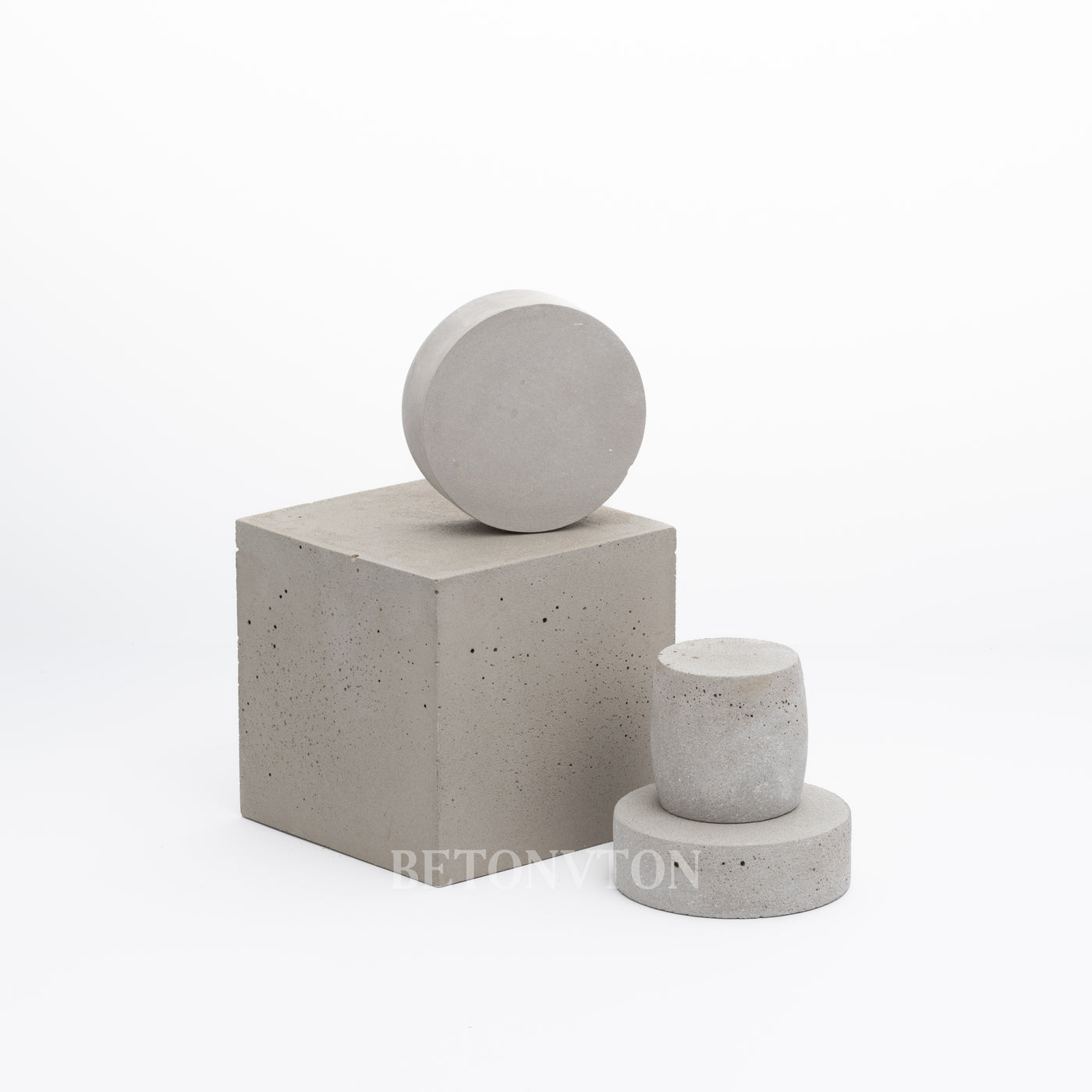 Concrete Props Set in Stock