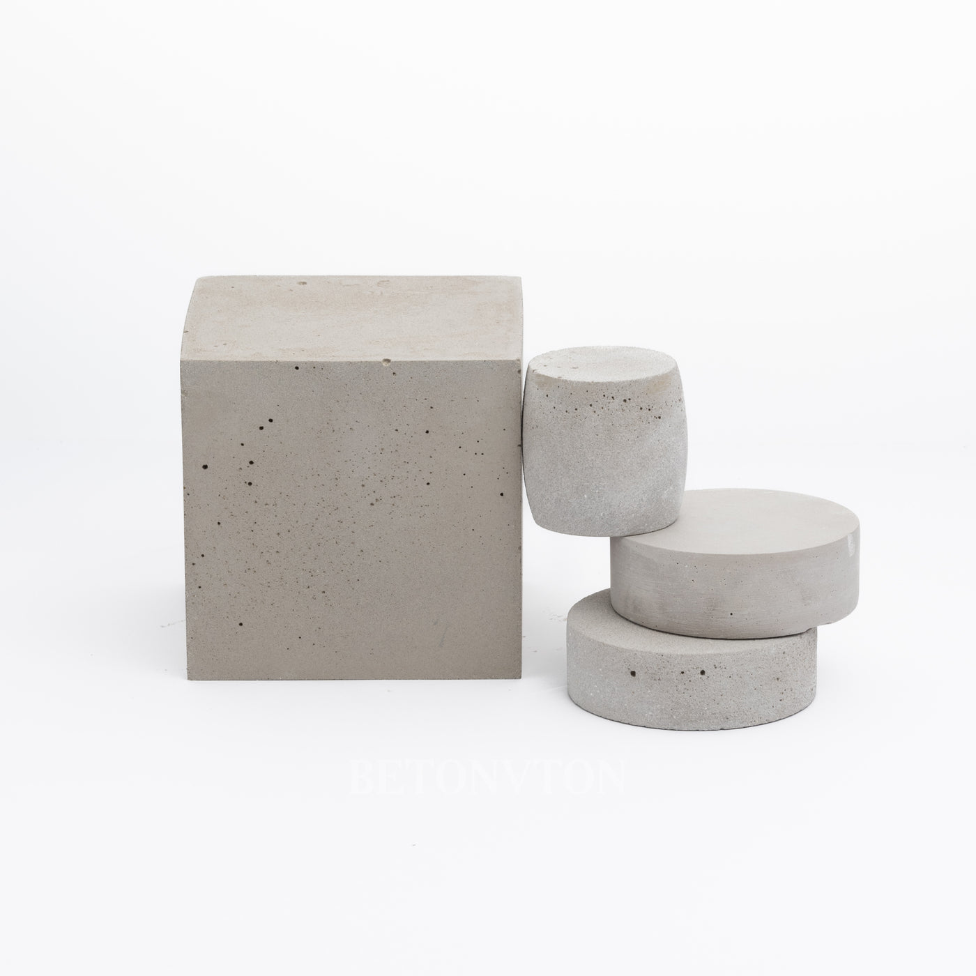 Concrete Props Set in Stock