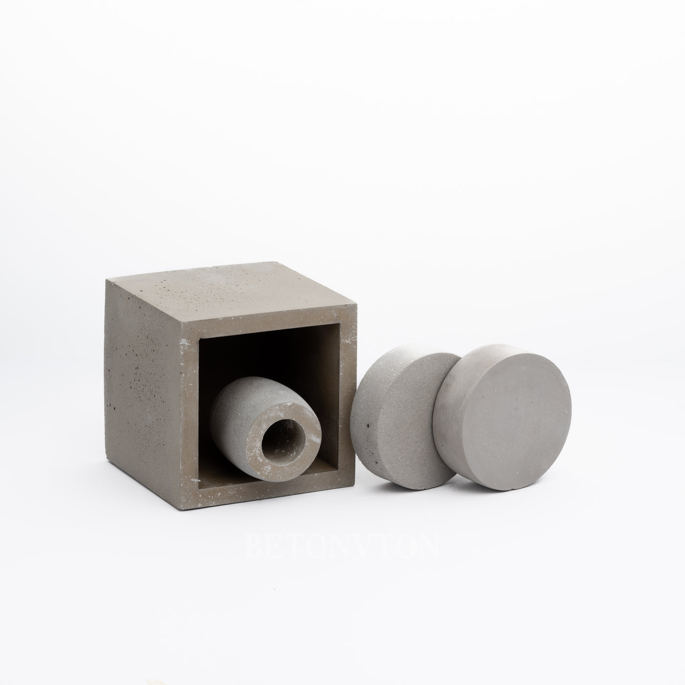 Concrete Props Set in Stock